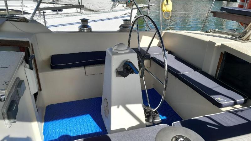 a boat sitting on top of a desk